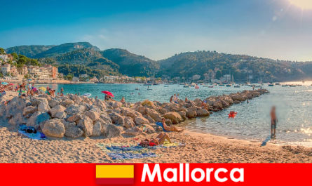 Mallorca met de wereldberoemde feestmijl en prachtige stranden