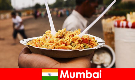Mumbai is een plaats die bij toeristen bekend staat om zijn straatverkopers en eten