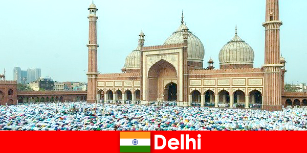 Delhi is een metropool in het noorden van India met wereldberoemde moslimgebouwen