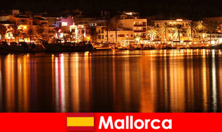 Het nachtleven op Mallorca met mooie vrouwen uit de erotische scene