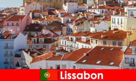 Lissabon de beste reisbestemming aan de kuststad met strandzon en heerlijk eten