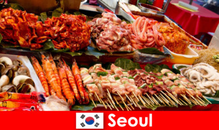 Seoul is ook beroemd onder reizigers vanwege het heerlijke en creatieve straatvoedsel