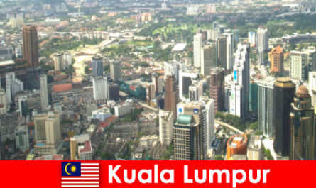 Kuala Lumpur in Maleisië Liefhebbers van Azië komen hier keer op keer