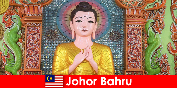 Pakketreizen en cultuurexcursies voor toeristen naar Johor Bahru Maleisië