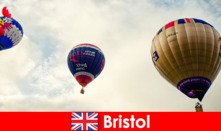 Vakantie voor dappere toeristen voor ballonvluchten boven Bristol Engeland