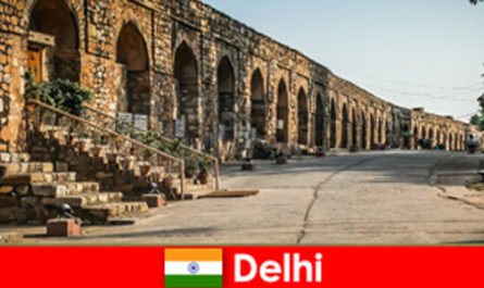 Privérondleidingen door de stad Delhi India voor geïnteresseerde cultuurvakantiegangers