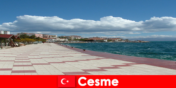 Postmotiefkaarten zijn een belevenis voor buitenlandse gasten in Cesme, Turkije