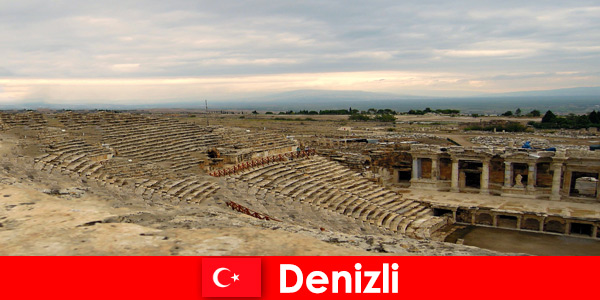 Denizli Turkije biedt meerdaagse tours aan voor diegenen die geïnteresseerd zijn in de heilige plaatsen