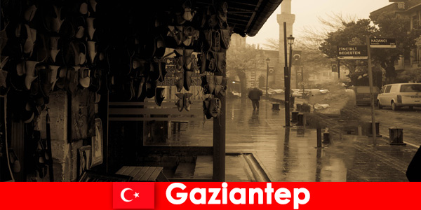Pleziervakantiegangers ontdekken plekken om te eten en te drinken in Turkije Gaziantep