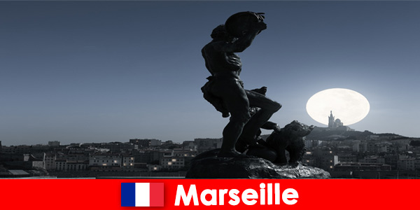 Marseille Frankrijk is de stad van kleurrijke gezichten met veel cultuur en geschiedenis