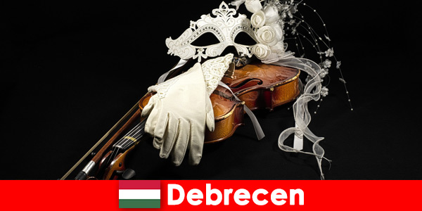 Traditioneel theater en muziek in Debrecen Hongarije is een must voor cultuurreizigers