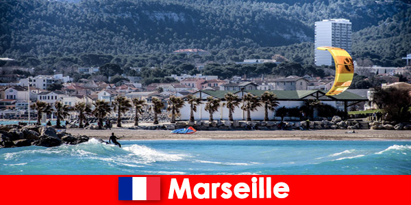Watersporten zijn erg populair aan de Middellandse Zeekust in Marseille Frankrijk