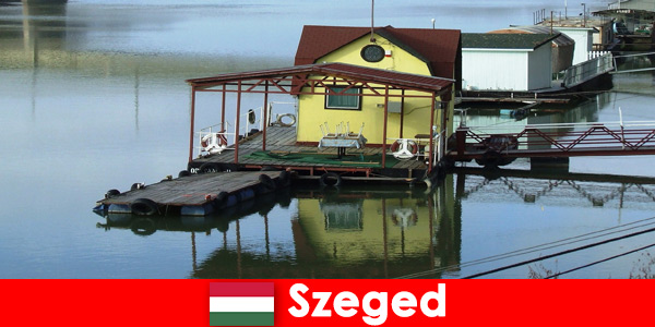 Het waterlandschap in Szeged Hongarije heeft een lange geschiedenis