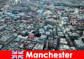 Jonge expats houden van en wonen in Manchester, Engeland
