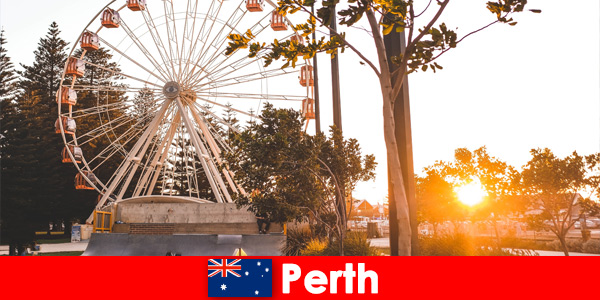 Plezierreis naar Perth Australië met leuke spelletjes en veel shows