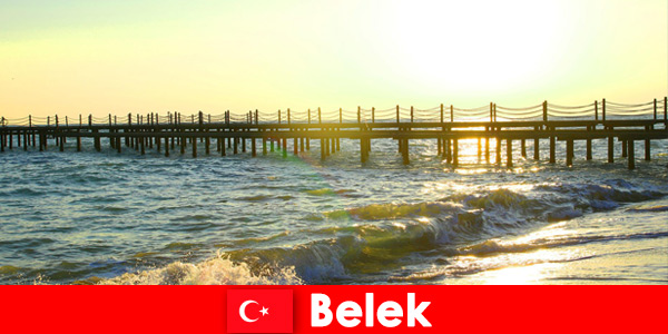 Ontspan en luister naar het geluid van de zee in Belek, Turkije
