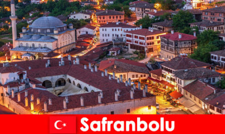 Safranbolu Turkije Ontdek bezienswaardigheden en monumenten met een toeristische gids