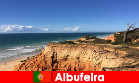 Joggen en wandelen zijn de meest populaire dingen om te doen in de kustplaats Albufeira, Portugal