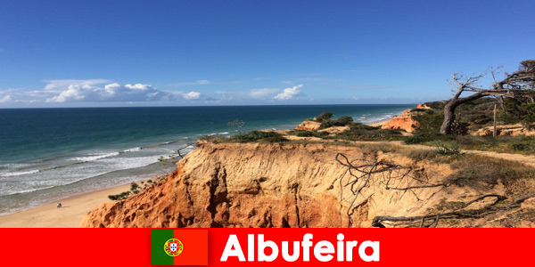 Joggen en wandelen zijn de meest populaire dingen om te doen in de kustplaats Albufeira, Portugal