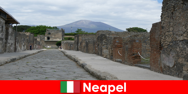 De oude stad Pompeii is ook populair bij toeristen