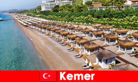 Kristalhelder water en veel natuur in het mooie Kemer in Türkiye