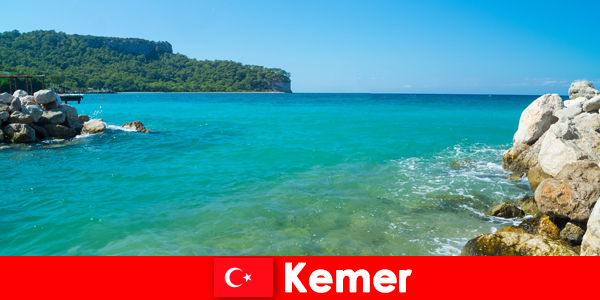 Kristalhelder water en veel natuur in het mooie Kemer in Türkiye